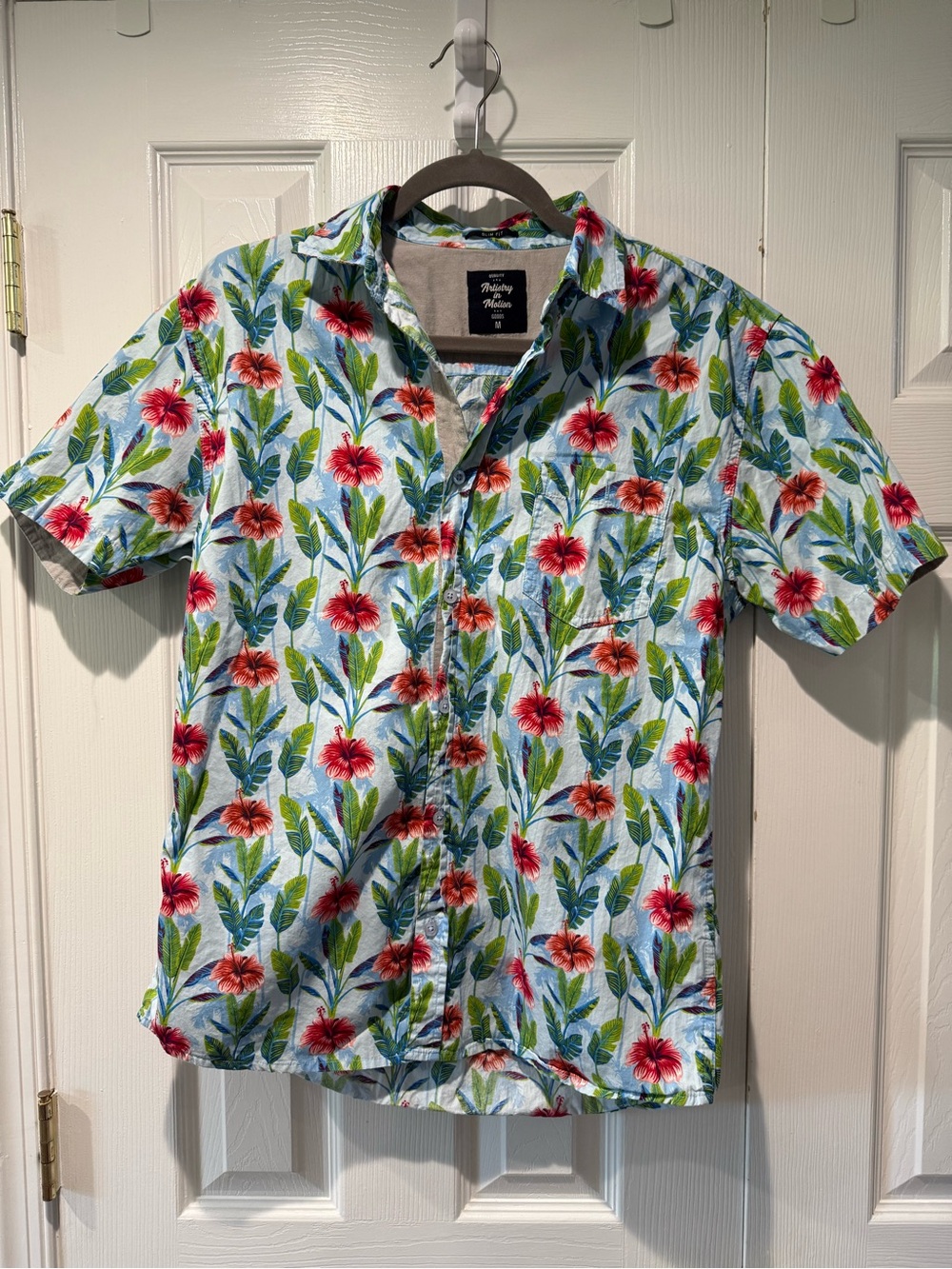 Artistry in Motion Blue Hawaiian Floral Short-Sleeve Button-Down Shirt